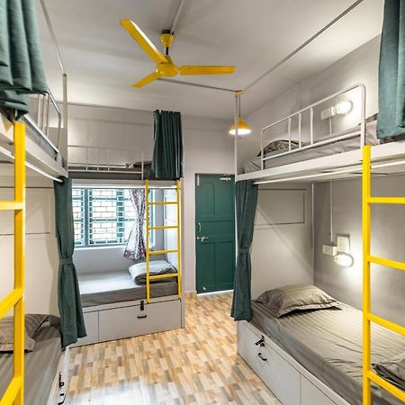 Whoopers Hostel Anjuna, Goa ภายนอก รูปภาพ