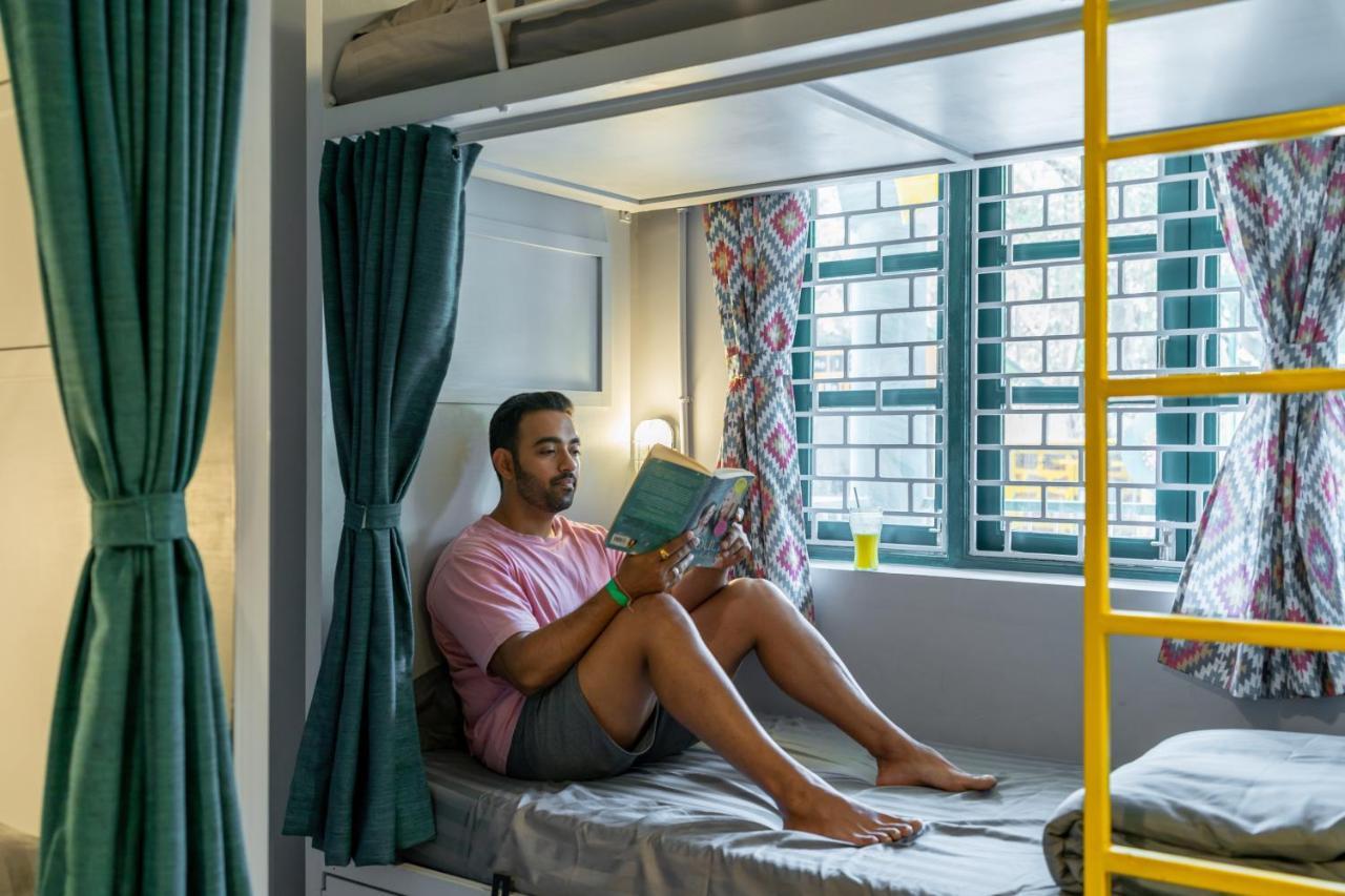 Whoopers Hostel Anjuna, Goa ภายนอก รูปภาพ