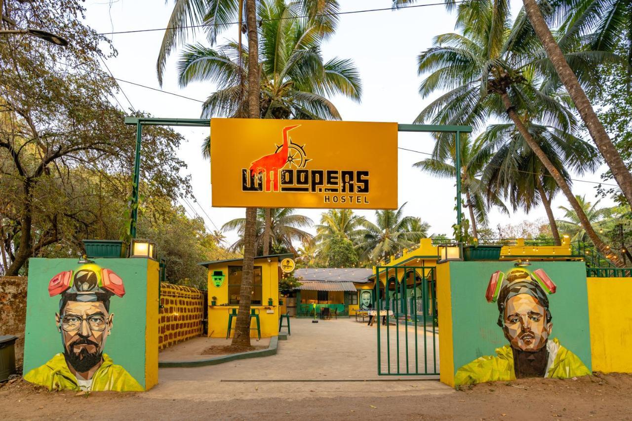 Whoopers Hostel Anjuna, Goa ภายนอก รูปภาพ