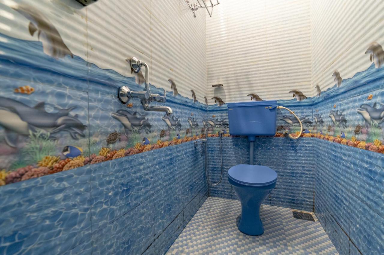 Whoopers Hostel Anjuna, Goa ภายนอก รูปภาพ